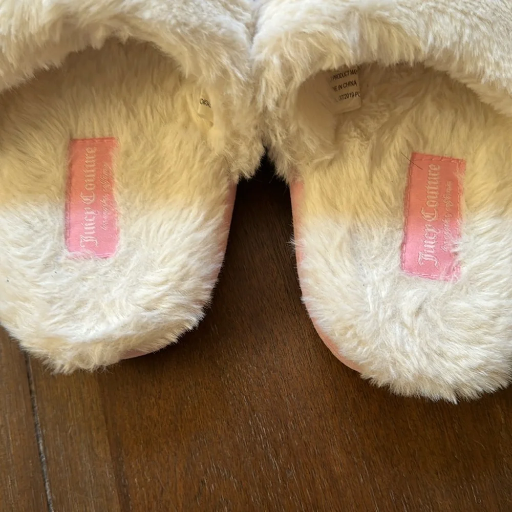 Size 2/3 Juicy Couture slippers and generic pink slides